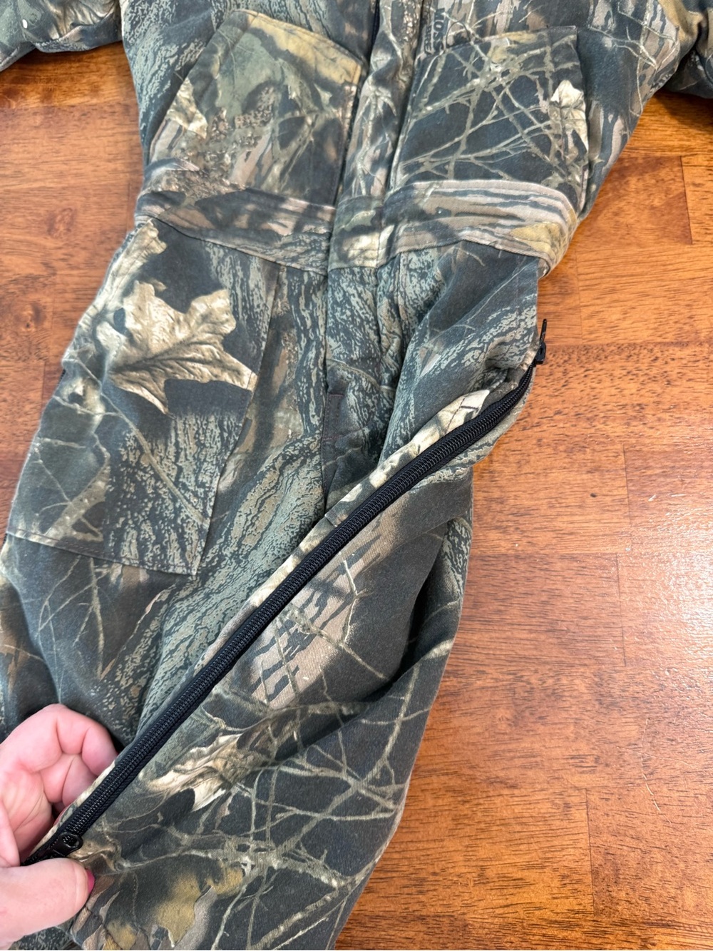 Cabela's Kids Size 4 Camouflage Insulated One-Piece Coveralls Hunting Camo - Picture 5 of 9